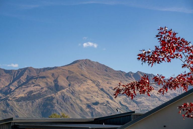 Photo of property in 29 Clearview Street, Wanaka, 9305