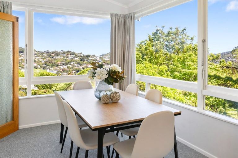 Photo of property in 7 Kau Kau Way, Ngaio, Wellington, 6035