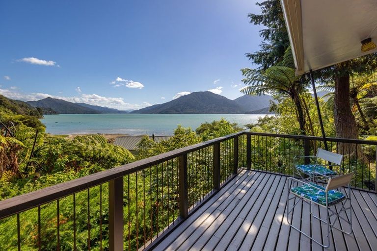 Photo of property in 937 Kenepuru Road, Mahau Sound, Marlborough Sounds, 7282