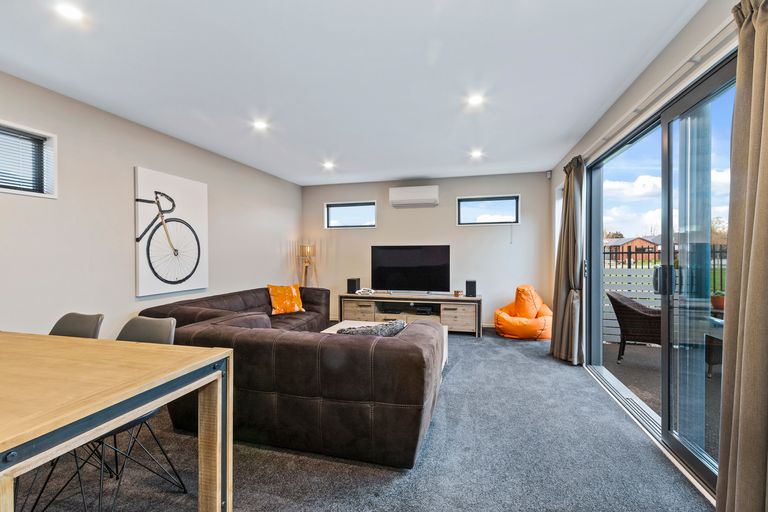 Photo of property in 52 Bamber Crescent, Halswell, Christchurch, 8025