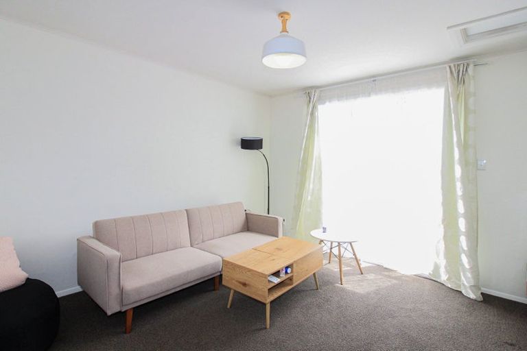 Photo of property in 90 Ellice Street, Mount Victoria, Wellington, 6011