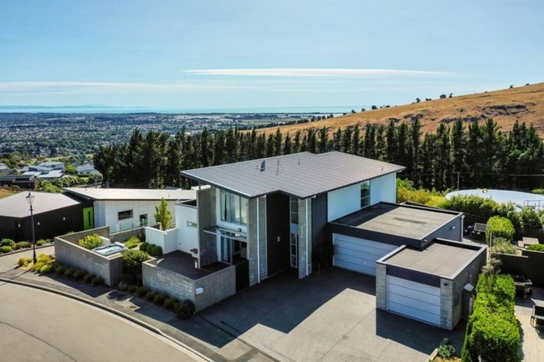 Photo of property in 4 Pennine Way, Huntsbury, Christchurch, 8022