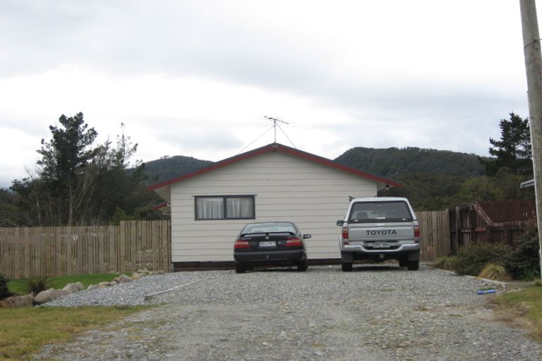 Photo of property in 34a Ballance Street, Runanga, 7803