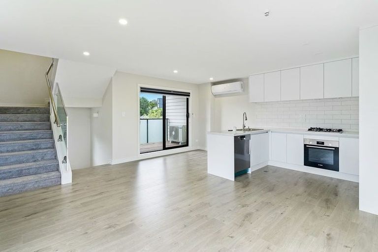 Photo of property in 1/8 Knight Avenue, Mount Albert, Auckland, 1025