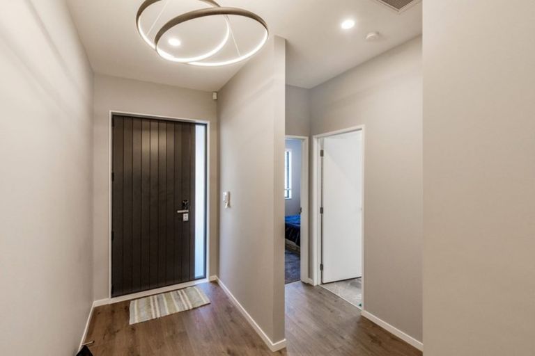 Photo of property in 91 Nobilo Road, Kumeu, 0810