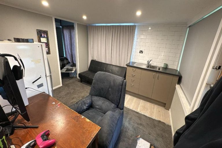 Photo of property in 61a Kingsley Street, Stokes Valley, Lower Hutt, 5019