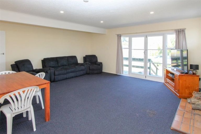 Photo of property in 11 Clyde Street, Utuhina, Rotorua, 3015