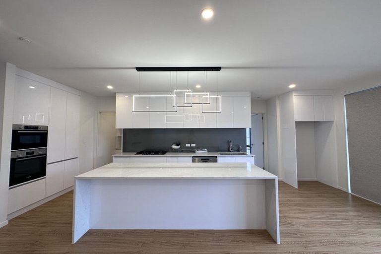Photo of property in 13 Paripari Street, Flat Bush, Auckland, 2019