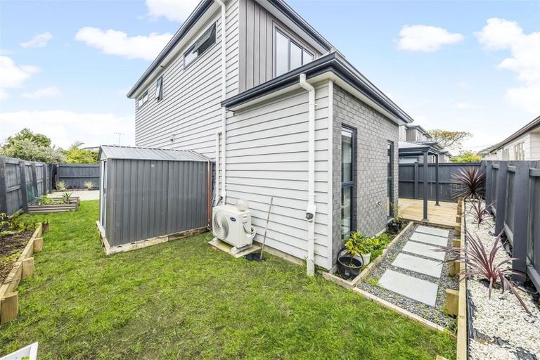 Photo of property in 11d Kent Road, Manurewa, Auckland, 2102