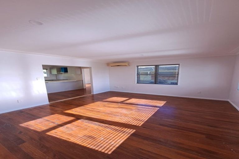 Photo of property in 3/22 Wellington Street, Papakura, 2110