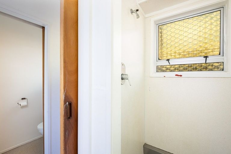 Photo of property in 27 Leslie Street, Waitara, 4320