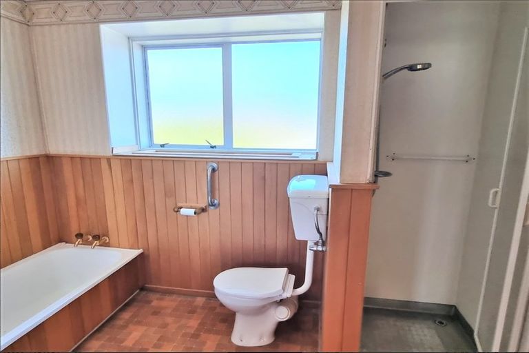 Photo of property in 8 Kukupa Grove, Heretaunga, Upper Hutt, 5018