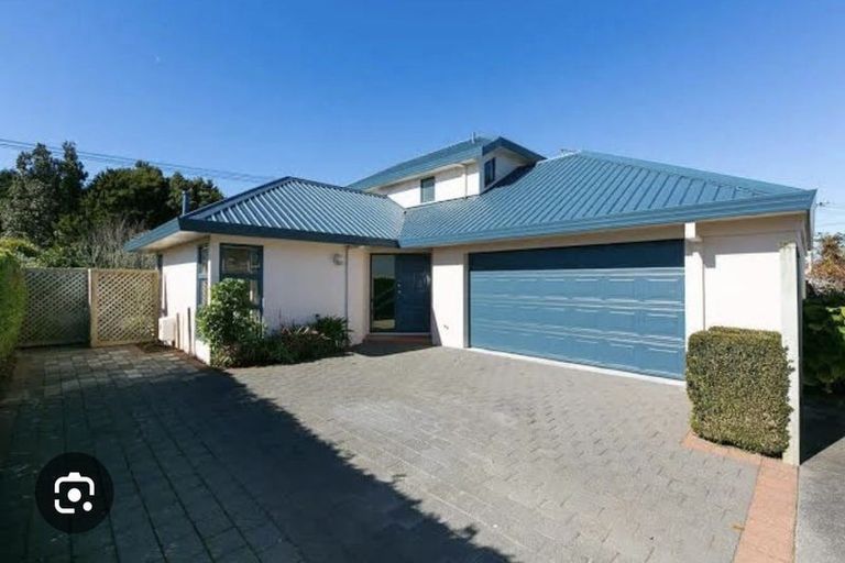 Photo of property in 81b Brooklands Road, Brooklands, New Plymouth, 4310