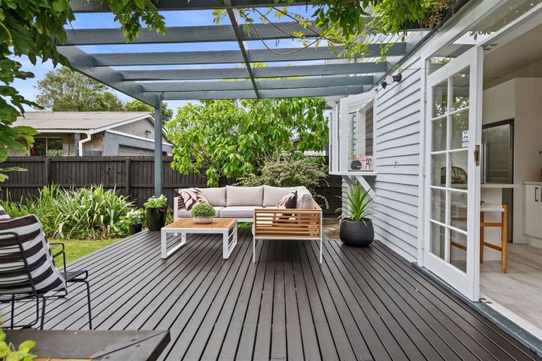 Photo of property in 8 Scotston Avenue, St Albans, Christchurch, 8052