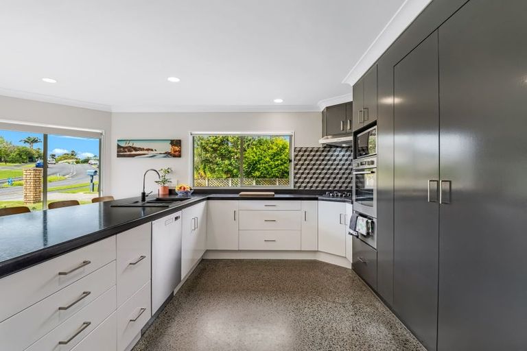 Photo of property in 27 Percival Avenue, Matua, Tauranga, 3110