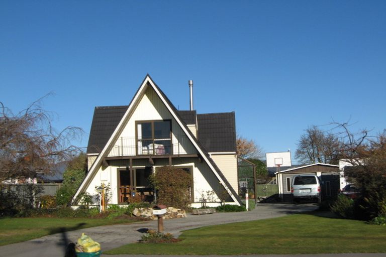 Photo of property in 11 Finsbury Street, Islington, Christchurch, 8042