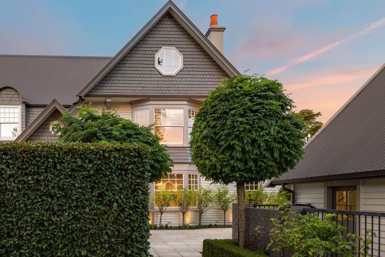 Photo of property in 76 Harakeke Street, Fendalton, Christchurch, 8014