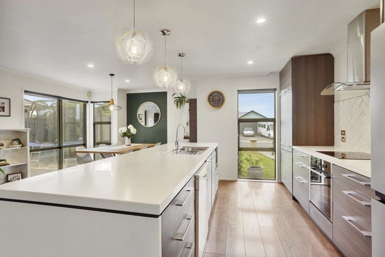 Photo of property in 13 Lancewood Way, Rangiora, 7400