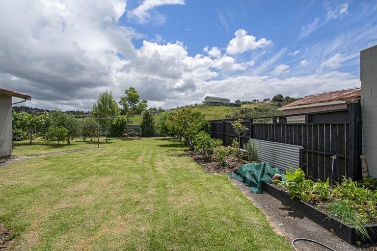 Photo of property in 51 Valley Road, Hikurangi, 0114