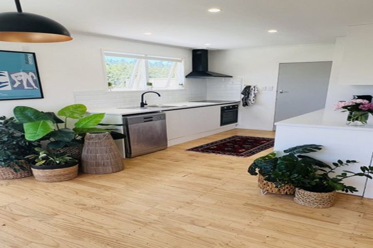 Photo of property in 25 Mcphail Street, Birkdale, Auckland, 0626