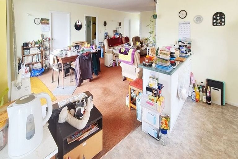 Photo of property in 2/41 Koromiko Street, New Lynn, Auckland, 0600