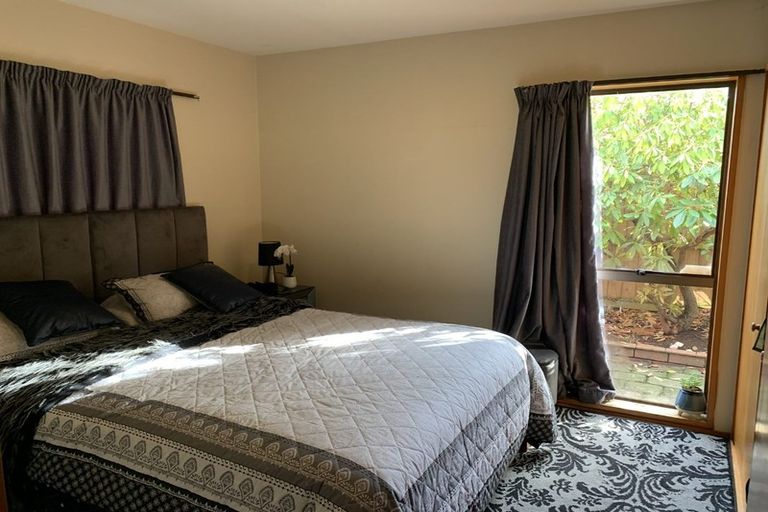 Photo of property in 22a Hamilton Avenue, Ilam, Christchurch, 8041