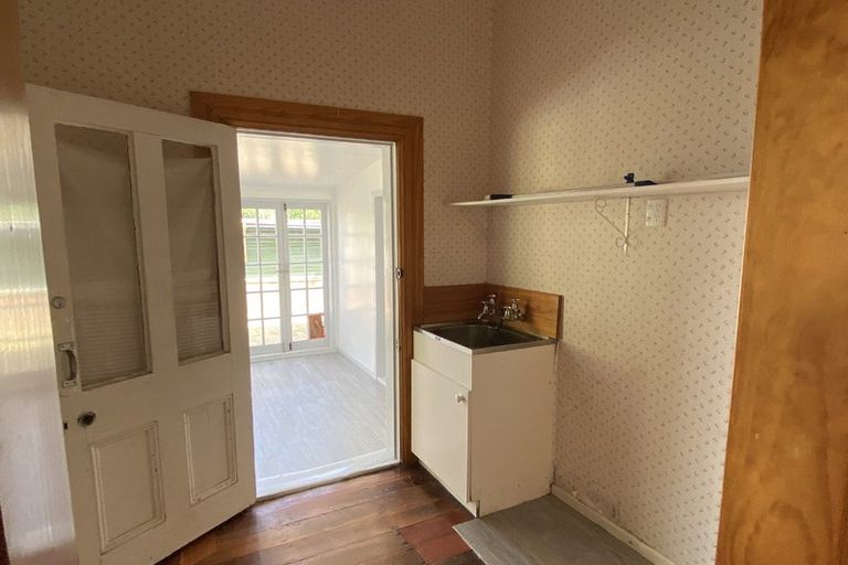 Photo of property in 131 Weraroa Road, Levin, 5510