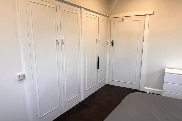 Photo of property in 1/155 Weston Road, St Albans, Christchurch, 8052