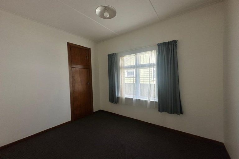 Photo of property in 40 Hine Street, New Plymouth, 4310