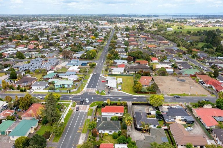 Photo of property in 1/45 Grove Road, Papakura, 2110