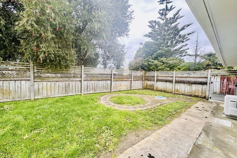 Photo of property in 1/545 Weymouth Road, Weymouth, Auckland, 2103