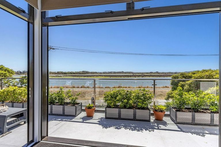 Photo of property in 57 Kibblewhite Street, New Brighton, Christchurch, 8061