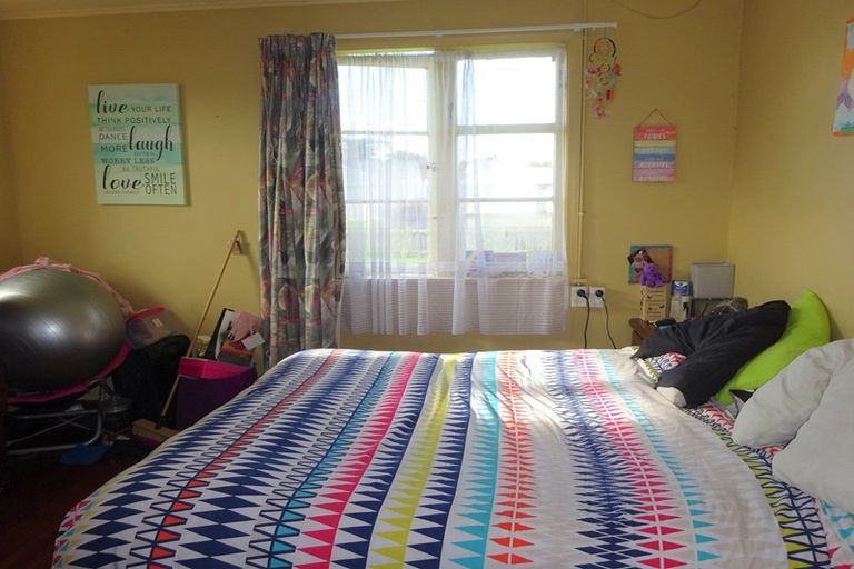 Photo of property in 5 Huntly Street, Foxton, 4814