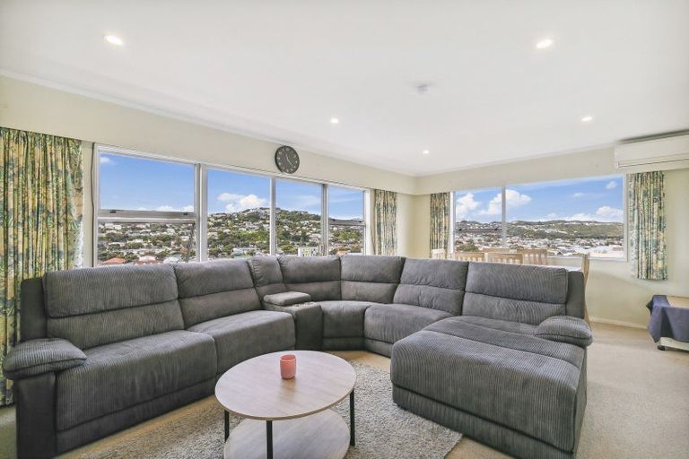 Photo of property in 2/46 Maupuia Road, Miramar, Wellington, 6022