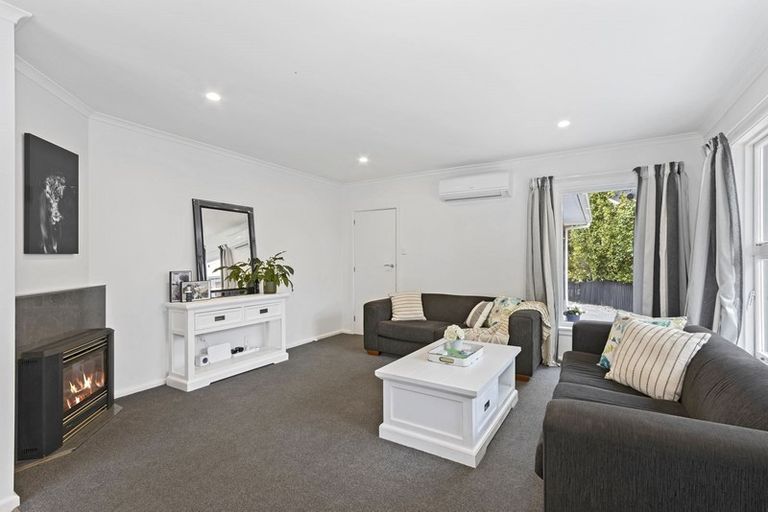 Photo of property in 16 Gregan Crescent, Burnside, Christchurch, 8053