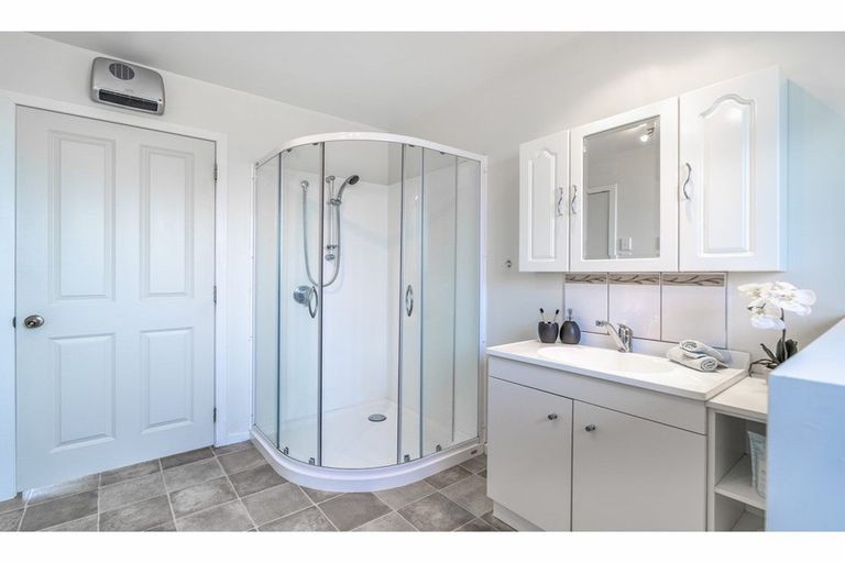 Photo of property in 18 Acheron Way, Te Anau, 9600