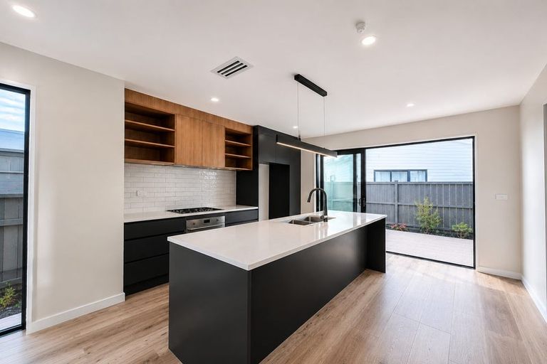 Photo of property in 6 Babos Avenue, Kumeu, 0810