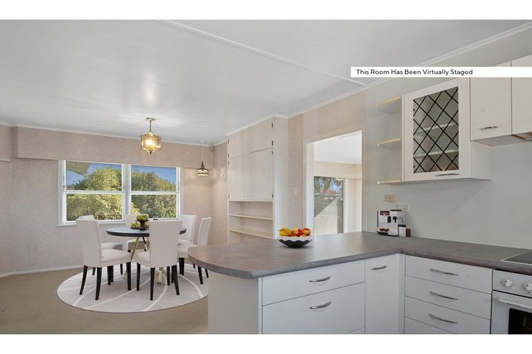 Photo of property in 417 Don Buck Road, Massey, Auckland, 0614