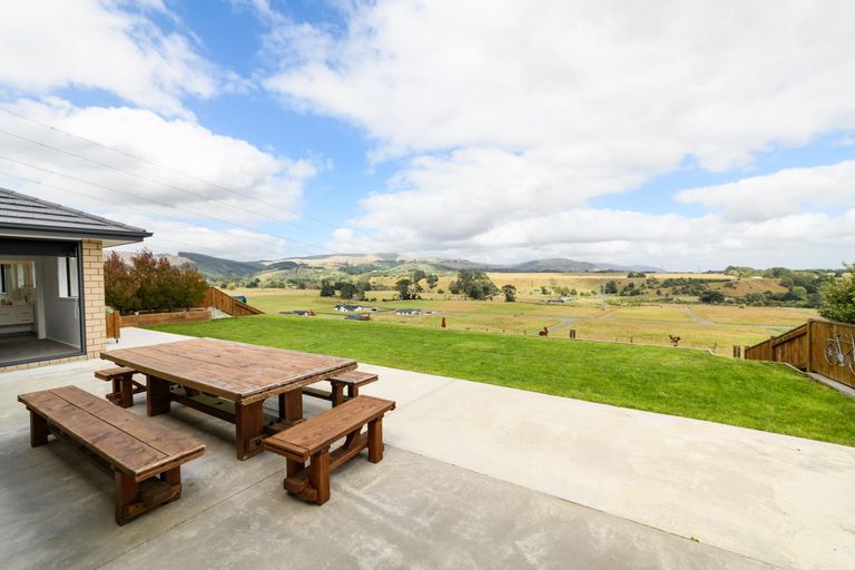 Photo of property in 26 Varsity Heights, Fitzherbert, Palmerston North, 4410