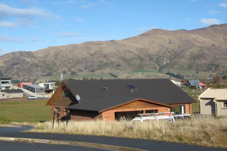 Photo of property in 8 Ansted Place, Wanaka, 9305