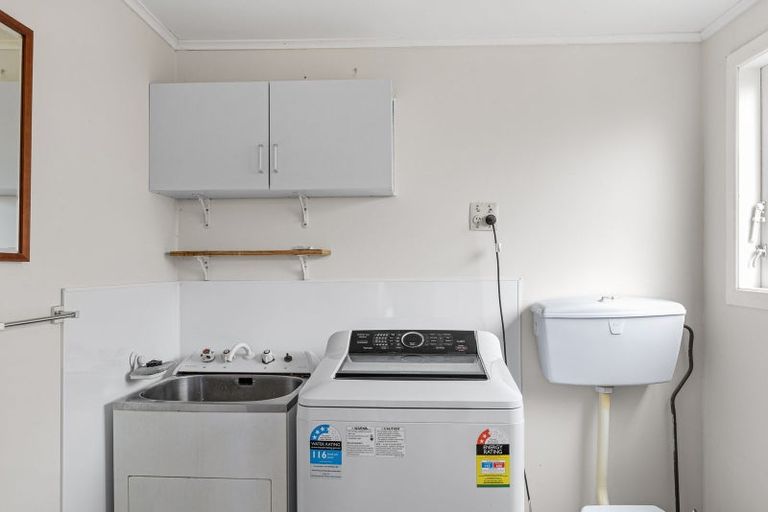 Photo of property in 16 Mount Avenue, Te Aroha, 3320