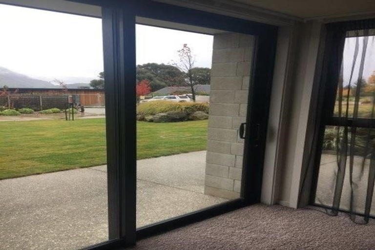 Photo of property in 3 Westview Road, Wanaka, 9305
