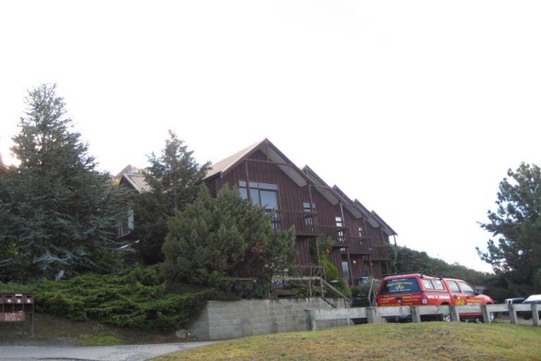 Photo of property in 2a Larch Hill Place, Queenstown, 9300