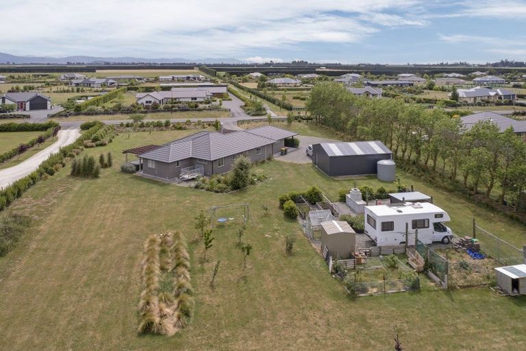 Photo of property in 17 Landsborough Drive, Darfield, 7571