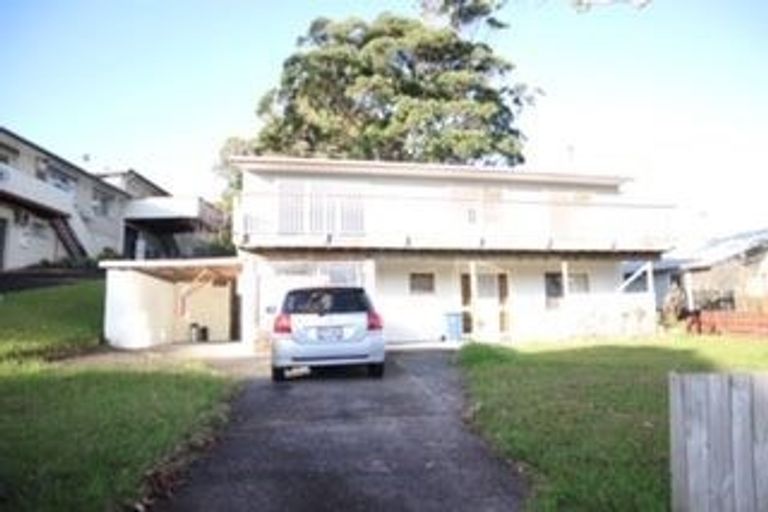 Photo of property in 12 Holt Avenue, Torbay, Auckland, 0630