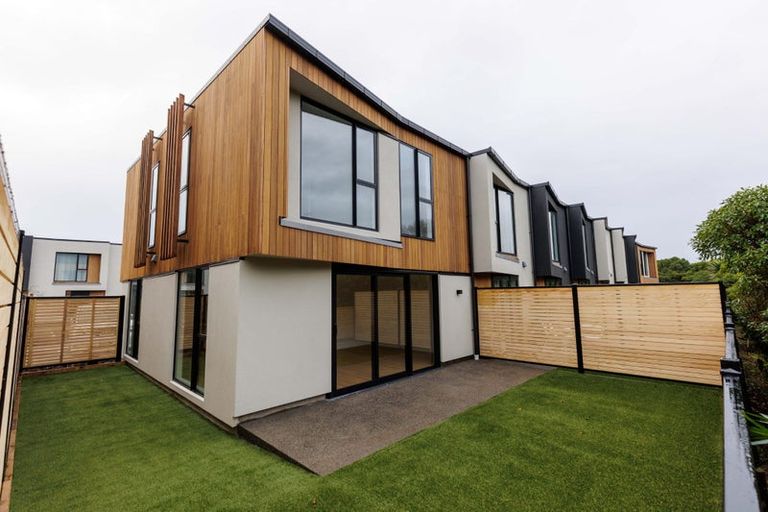 Photo of property in 18/10 Trieste Way, Paraparaumu, 5032