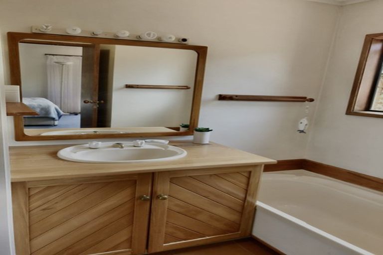 Photo of property in 44 Redwing Street, Browns Bay, Auckland, 0630