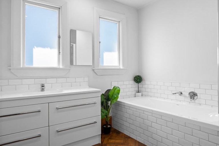 Photo of property in 194 Mairehau Road, Marshland, Christchurch, 8083