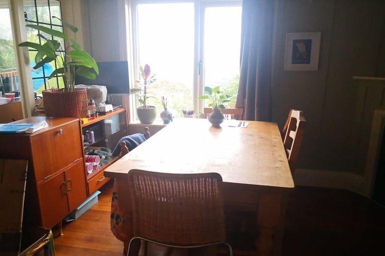 Photo of property in 5 Kinross Street, Kelburn, Wellington, 6012