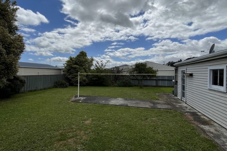 Photo of property in 25 Saint Annes Street, Levin, 5510